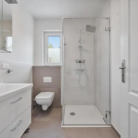 Apartament Kjell Hus Bad *